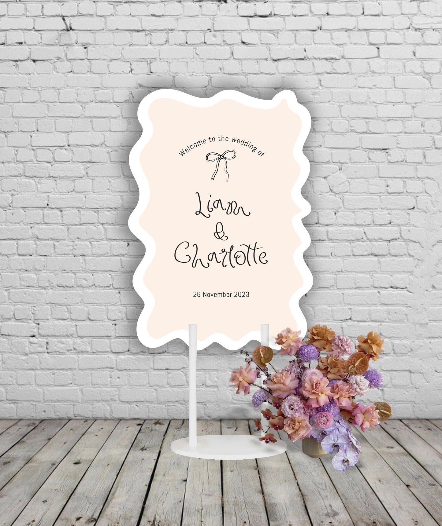 Curly Locks Handwritten Font