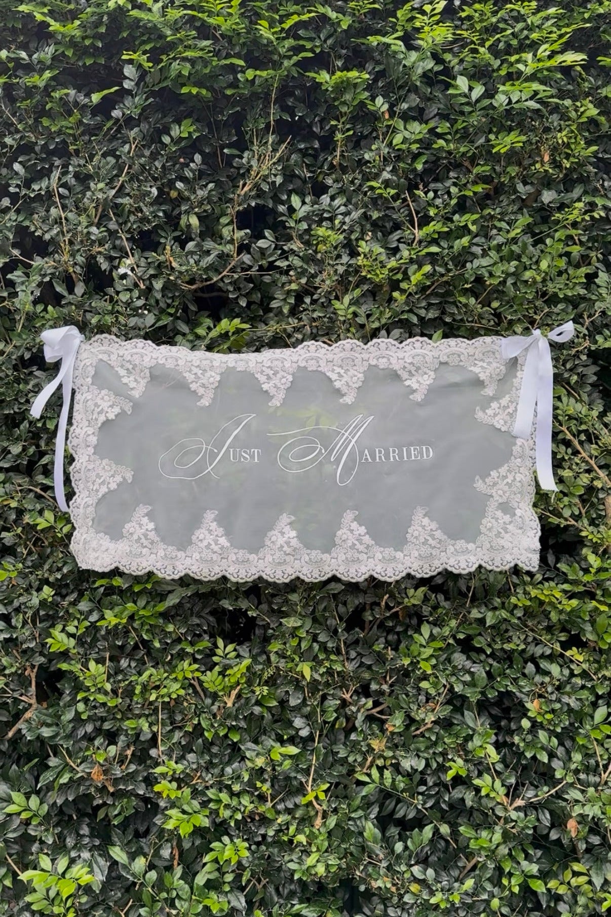 Small Lace Sign