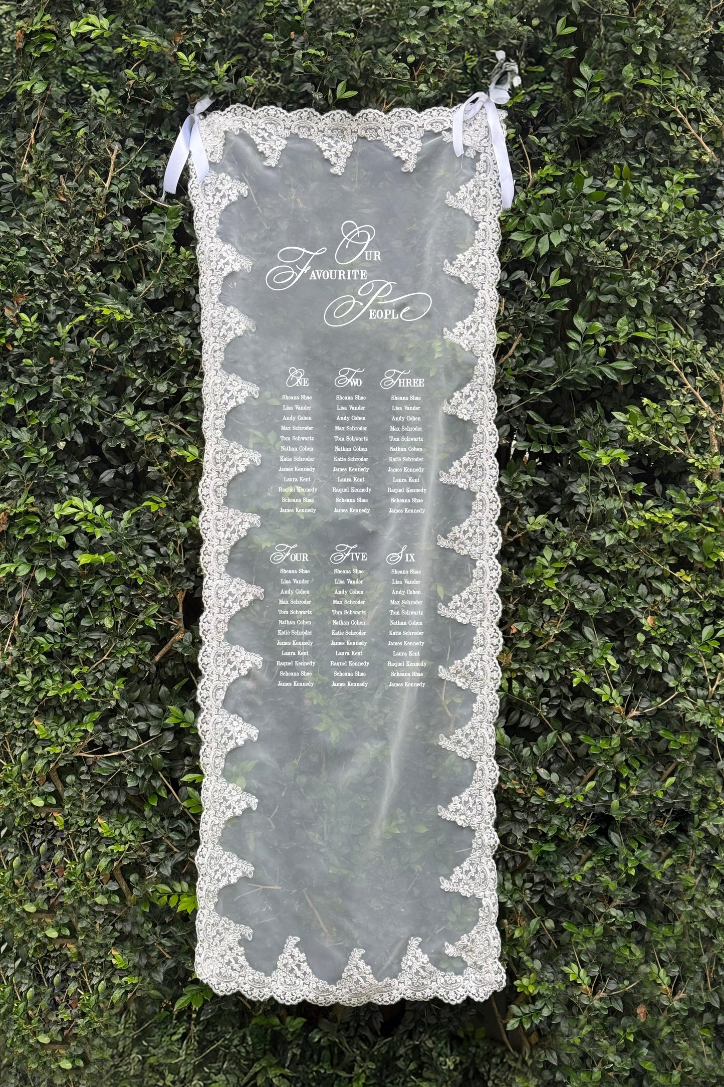 Medium Lace Seating Sign